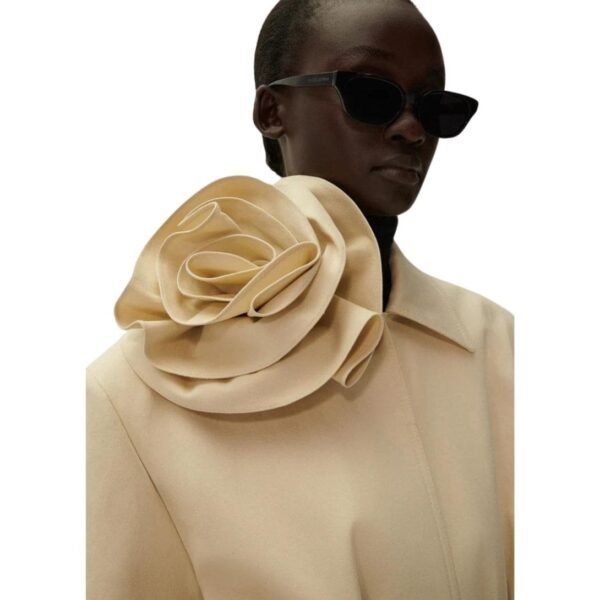 MAGDA BUTRYM BELTED GABARDINE COAT IN CREAM - Image 4