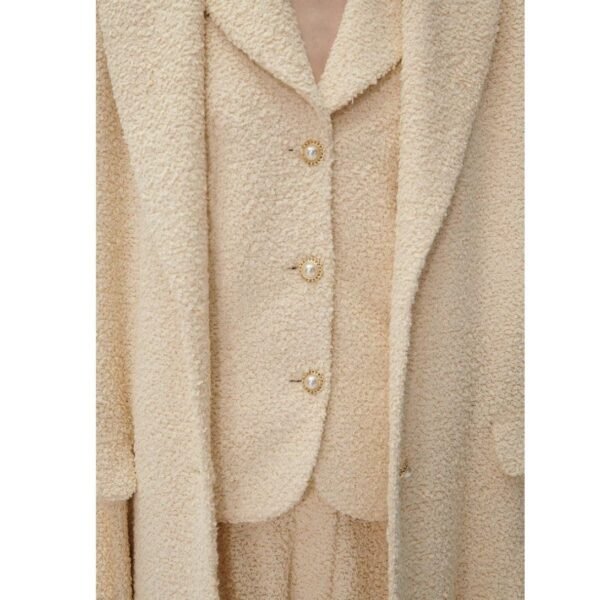 MAGDA BUTRYM FITTED BOUCLE BLAZER IN BEIGE - Image 5