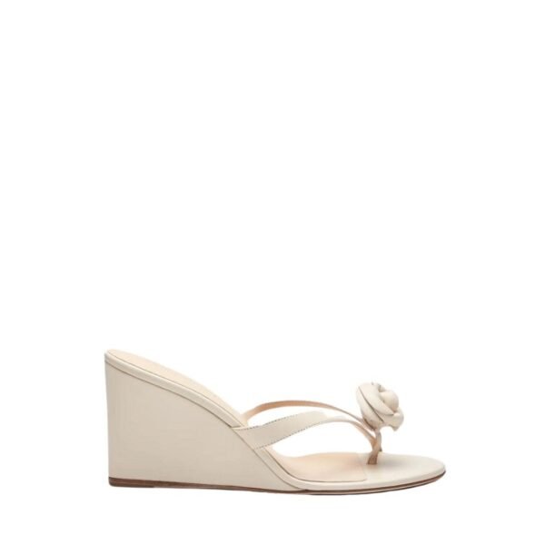 MAGDA BUTRYM WEDGE FLOWER SANDALS IN CREAM LEATHER